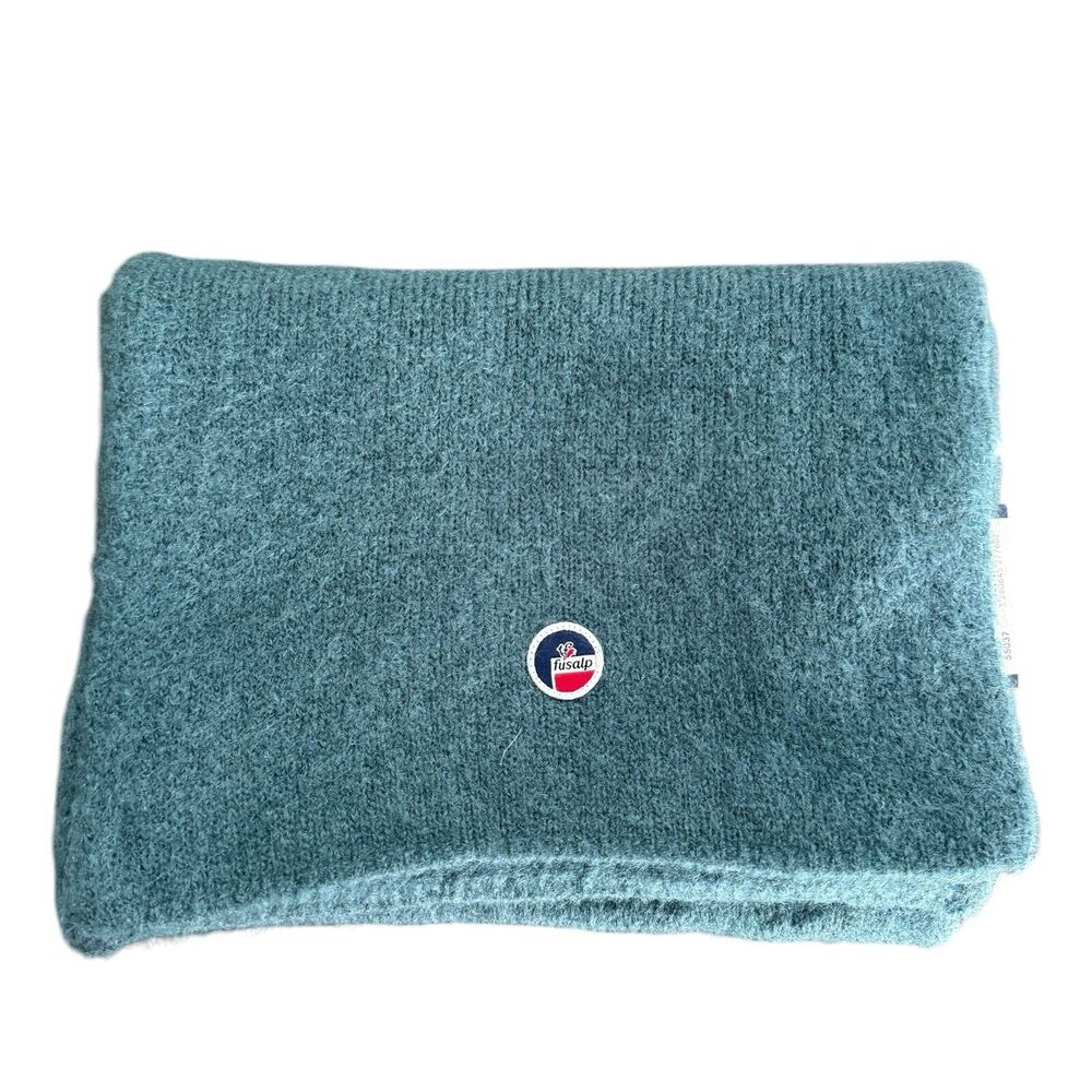 Fusalp Brushed Knitted Scarf In Blue